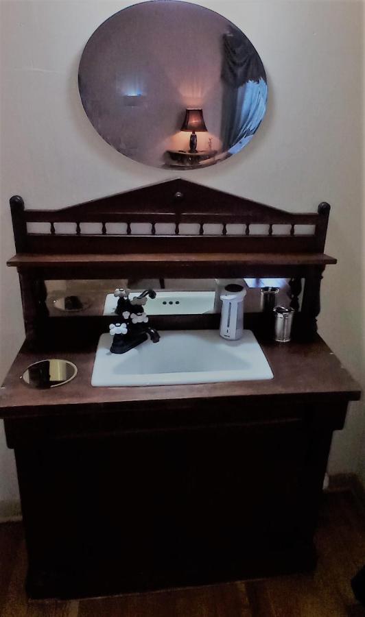 Historical John Rast House Circa 1875 Hotel Roseburg Buitenkant foto
